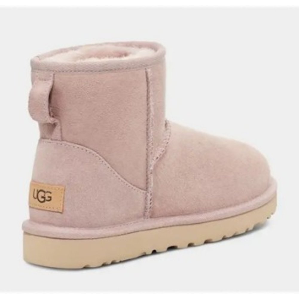 UGG Classic Mini II - Picture 2 of 5